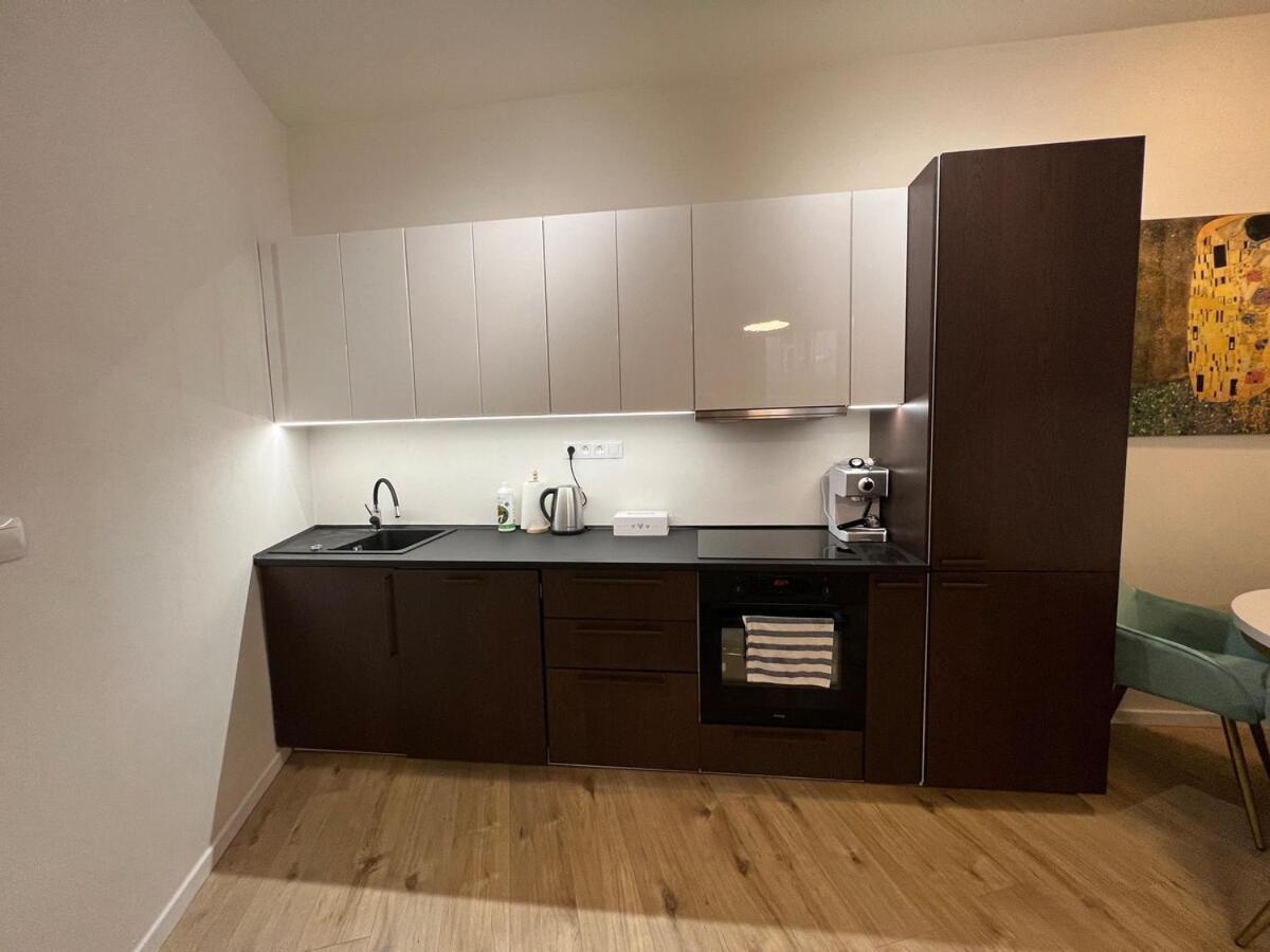 Stylish 1 Bedroom Office At Amazing Location Appartamento *