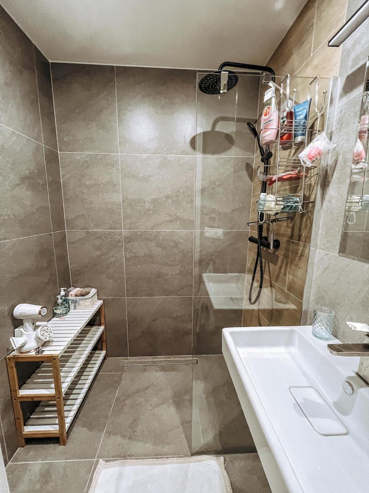 Stylish 1 Bedroom Office At Amazing Location Appartamento